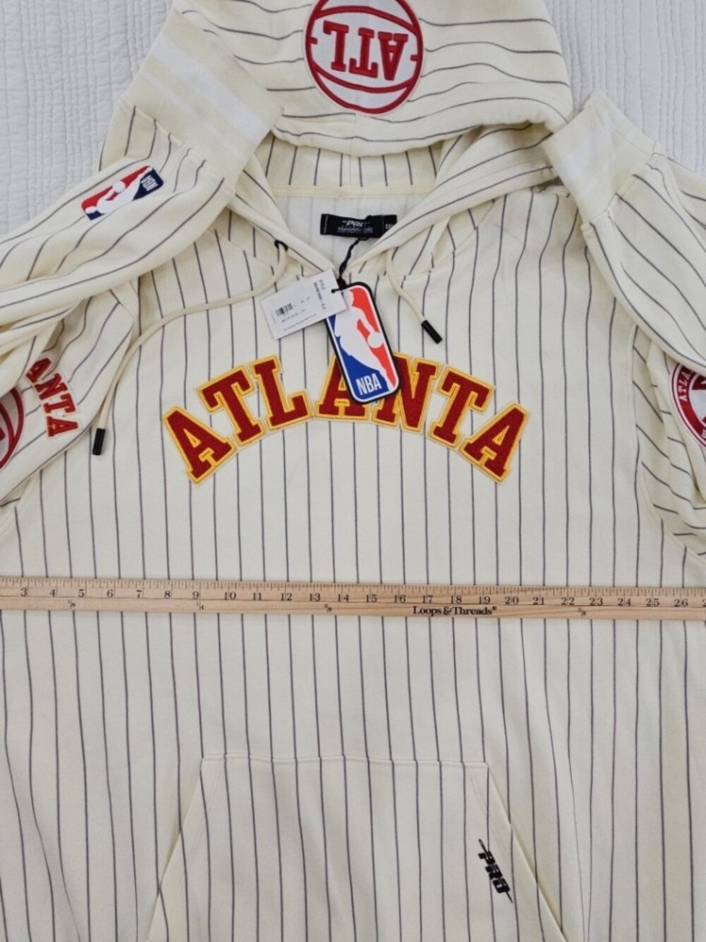 Pro Standard Atlanta Hawks Men's Hoodie 3XL White Gray Pinstripe NWT NBA NEW - Picture 14 of 16